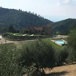 Çiftlik konaklama Borgo Macereto *